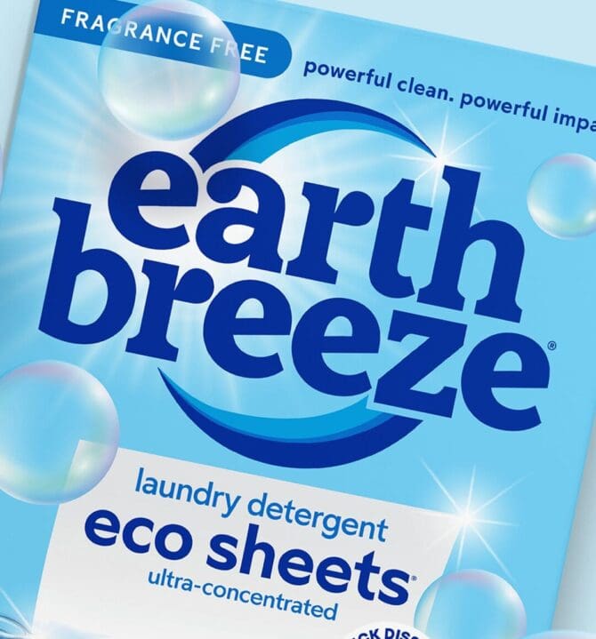 Earth Breeze eco sheets laundry packaging by SmashBrand, the packaging design agency behind the DTC brand's expansion into Walmart and national retailers.
